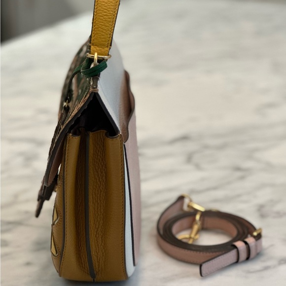 Tory McGraw Toucan Bag — leather, rare, and so cute!! - Picture 7 of 14